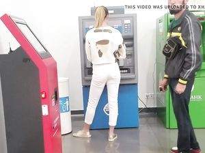 Shakira ass bounce video